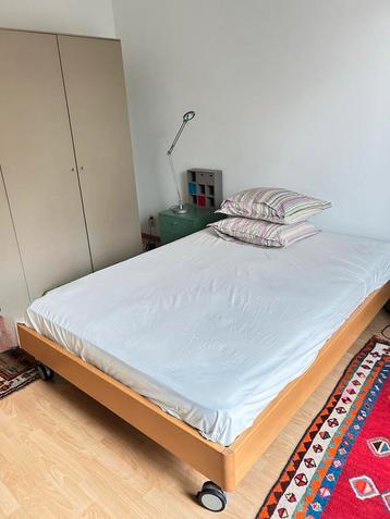 Lit 140 x 200 beschikbaar voor biedingen