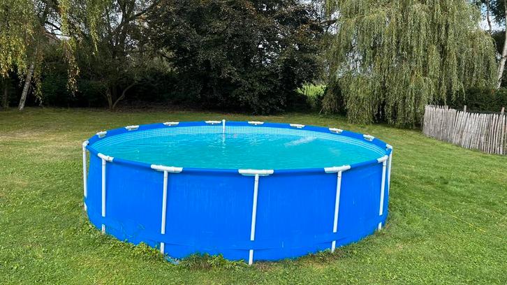 Intex zwembadset rond diameter 4m88 diepte 1m22, Tuin en Terras, Zwembaden, Gebruikt, Opzetzwembad, 120 cm of meer, 400 cm of meer