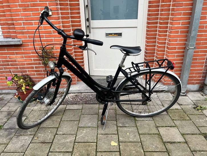 Dames fiets, Fietsen en Brommers, Fietsen | Dames | Damesfietsen, Zo goed als nieuw, Versnellingen, Ophalen