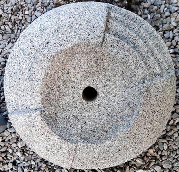 Waterornament beschikbaar voor biedingen