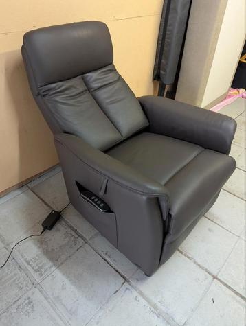Modulax Bremen elektrische relax fauteuil met lift  beschikbaar voor biedingen