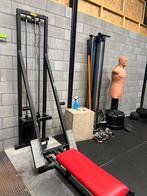 Poulie basse 100kg technogym, Sports & Fitness