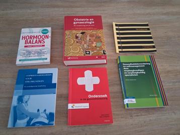 Studieboeken verpleegkunde/vroedkunde hogeschool  beschikbaar voor biedingen