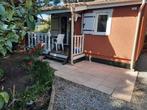 Chalet ombragé dans un camping 4 étoiles  sud de la France., Vakantie, Zwembad