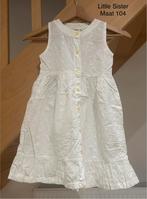 Zomers wit kleedje (Little Sister, maat 104), Kinderen en Baby's, Kinderkleding | Maat 104, Ophalen of Verzenden, Zo goed als nieuw