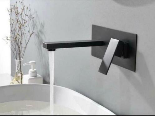 NIEUW in doos - 2 stuks inbouwkraan mat zwart met inbouwdoos, Huis en Inrichting, Badkamer | Badtextiel en Accessoires, Nieuw