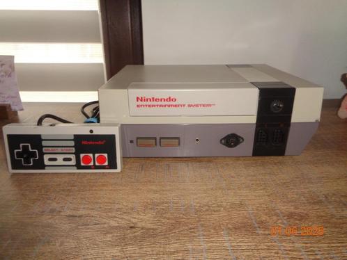 console nintendo nes avec 1 manette et cables, Games en Spelcomputers, Spelcomputers | Nintendo NES, Gebruikt, Met 1 controller