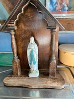 Olv van lourdes in kapelletje, Antiek en Kunst, Antiek | Religieuze voorwerpen, Ophalen