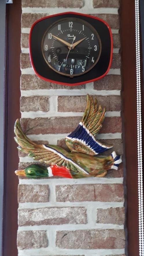 Vintage vliegende eend in kleurrijk keramiek uit België, Antiek en Kunst, Antiek | Keramiek en Aardewerk, Ophalen of Verzenden