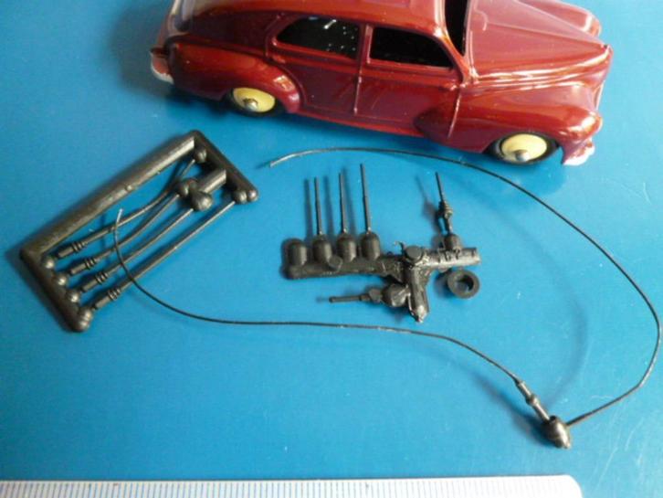 LOT Antennes Radio Police Ambulance 1/43 Dinky Corgi Solido, Hobby en Vrije tijd, Modelauto's | 1:43, Nieuw, Dinky Toys, Ophalen of Verzenden