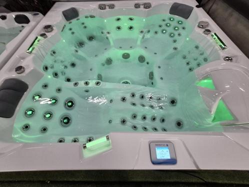 6 pers infinitas spotgoedkoop ‼️vandaag nog bezorgd, Tuin en Terras, Bubbelbaden en Hottubs, Gebruikt, Filter, Ophalen of Verzenden