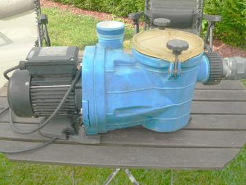 pompe piscine  interplast 14.000litres beschikbaar voor biedingen