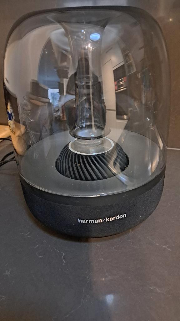 Harman/kardon enceinte aura 3 noir, TV, Hi-fi & Vidéo, Enceintes, Comme neuf, Autres types, 120 watts ou plus, Autres marques