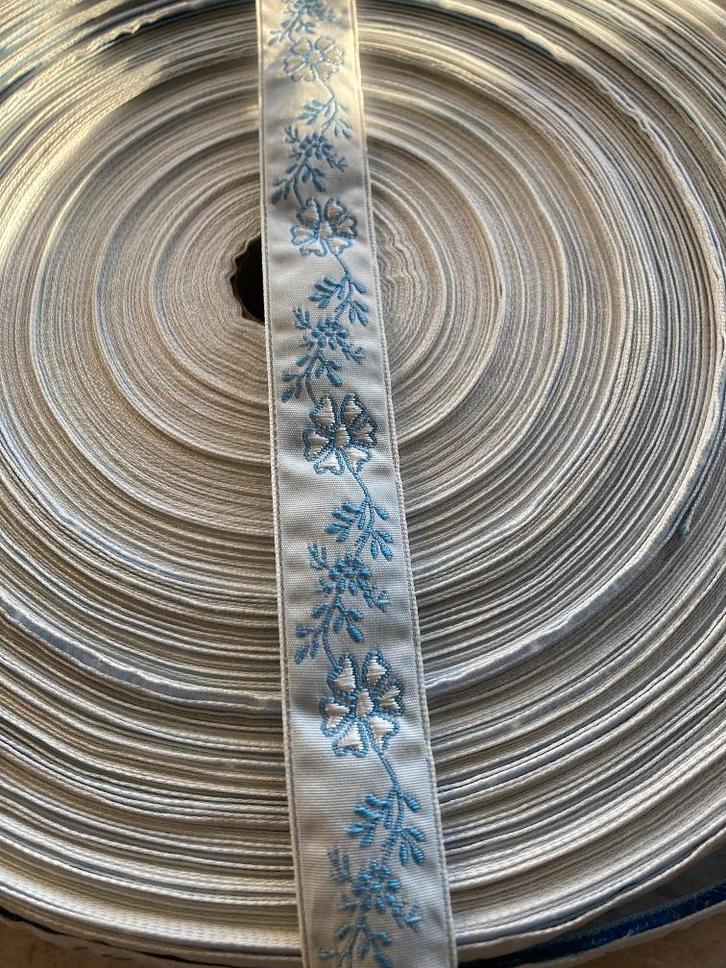 LINT/ BAND EDELWEISS BLOEMEN BLAUW 22 MM NIEUW, Hobby en Vrije tijd, Naaien en Fournituren, Nieuw, Lint, Band of Elastiek, Ophalen of Verzenden