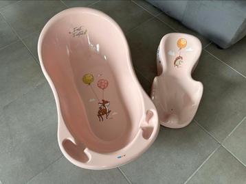 Baignoire rose bébé Tega Baby 