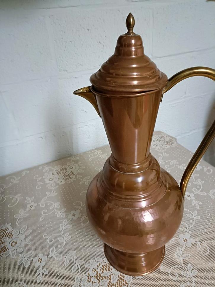 Arabische koperen schenkkan – Met deksel en handvat, Antiek en Kunst, Antiek | Brons en Koper, Koper, Ophalen