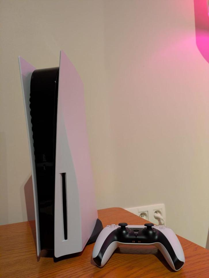 PS5 Disc Edition met firmware 4.50, Games en Spelcomputers, Spelcomputers | Sony PlayStation 5, Zo goed als nieuw, Playstation 5