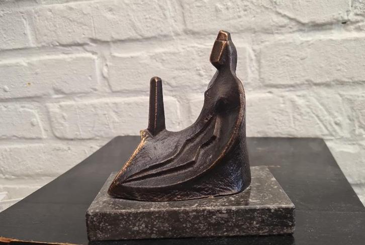 bronzen beeld, Kunstenaar Willy Ceysens, gesigneerd, Antiek en Kunst, Kunst | Designobjecten, Ophalen of Verzenden