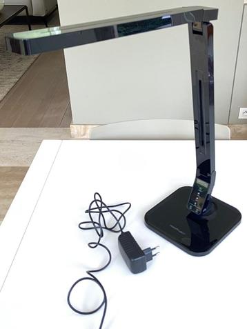 zwarte LED bureaulamp met AC/dc adapter beschikbaar voor biedingen