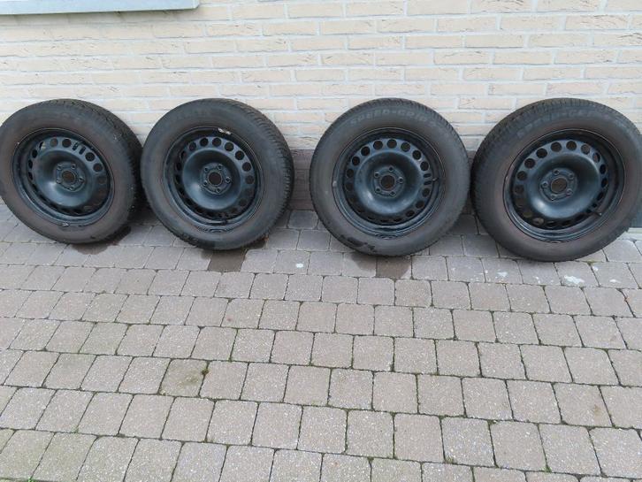 banden met velgen met wieldeksels, Auto-onderdelen, Banden en Velgen, Banden en Velgen, Winterbanden, 16 inch, 205 mm, Personenwagen