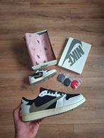 Travis scott  Air jordan 1 Low - Green Olive, Kleding | Heren, Schoenen, Ophalen, Zo goed als nieuw