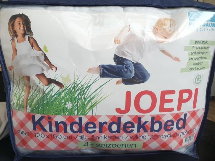 Kinderdekbed 120 x 150 cm 4 seizoenen anti-allergeen, Kinderen en Baby's, Kinderkamer | Beddengoed, Zo goed als nieuw, Deken of Dekbed