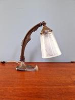 Lampe de bureau Art Déco en bronze et verre satiné, 1920-30, Antiquités & Art, Enlèvement ou Envoi