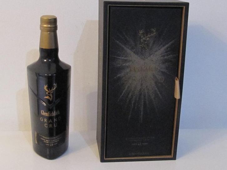 Nieuwe fles en box Glenfiddich Grand Cru -  23 years, Verzamelen, Merken en Reclamevoorwerpen, Nieuw, Overige typen, Ophalen of Verzenden