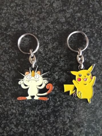 2 porte-clefs métalliques Pokemon. beschikbaar voor biedingen