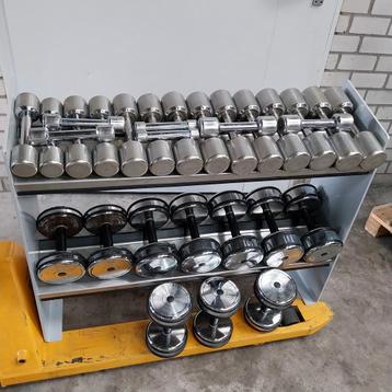 Technogym chroom dumbells set 1 kilo tot 20 kilo + opbergrek beschikbaar voor biedingen