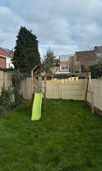 Speeltuin met glijbaan en schommel, Kinderen en Baby's, Ophalen, Zo goed als nieuw, Glijbaan