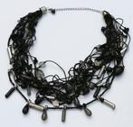 Superbe collier court, Bijoux, Sacs & Beauté, Colliers, Enlèvement ou Envoi, Comme neuf, Noir, Autres matériaux