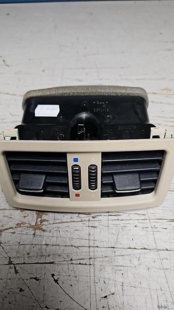Achterste ventilatierooster luchtrooster middenconsole Beige beschikbaar voor biedingen
