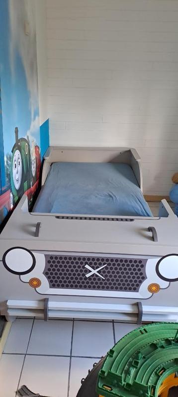 Kinderbed Landrover beschikbaar voor biedingen