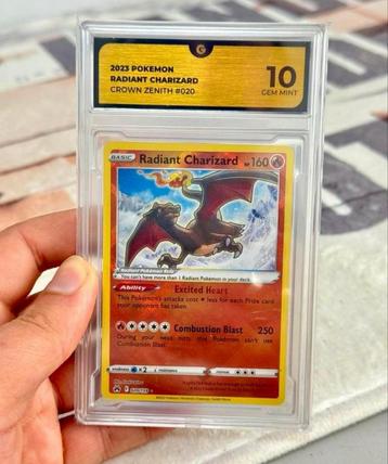 2023 POKEMON RADIANT CHARIZARD CROWN ZENITH #020 GG-10 grade beschikbaar voor biedingen