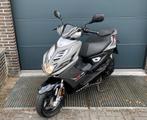 Yamaha aerox 4t R Sport 2016 5000km, Fietsen en Brommers, Ophalen, Aerox, 50 cc, Klasse B (45 km/u)
