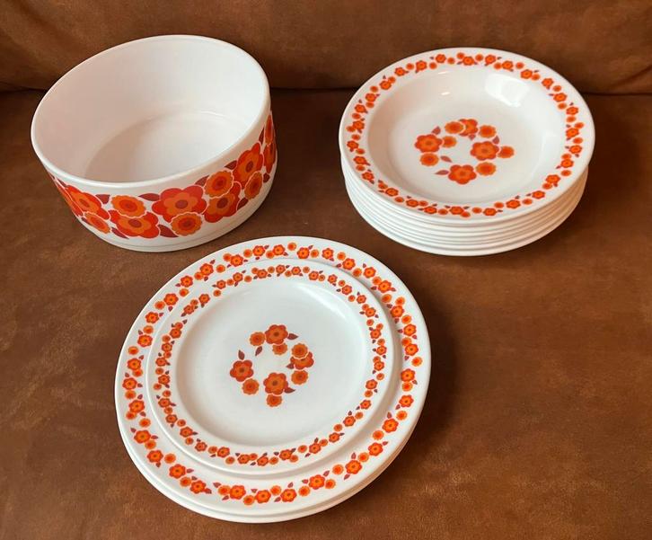 Arcopal France ‘Lotus’ servies, Antiek en Kunst, Antiek | Servies los, Ophalen