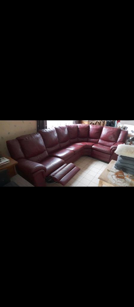 Fauteuil en  cuire en coin, Antiek en Kunst, Antiek | Meubels | Stoelen en Sofa's, Ophalen