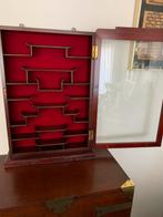 Vitrine.kast.antique.chine, Antiek en Kunst, Antiek | Meubels | Kasten, Ophalen