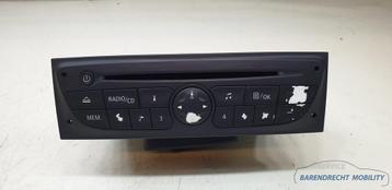 Renault Clio III 3 navigatie radio systeem 281150038RT CD sp