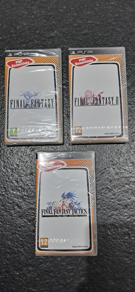 PSP Essentials Final Fantasy 1 + 2 + Tactics  nieuw Sealed, Games en Spelcomputers, Games | Sony PlayStation Portable, Nieuw, Ophalen of Verzenden