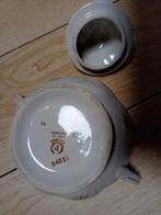 Sucrier en porcelaine numéroté des années 1940-1950, Enlèvement