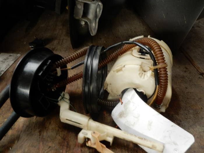 Benzinepomp van een Volkswagen Golf, Auto-onderdelen, Brandstofsystemen, Gebruikt, 3 maanden garantie, Ophalen of Verzenden