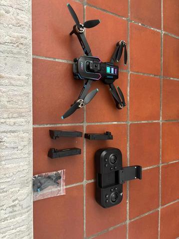 Drone, met camera, 3 batterijen beschikbaar voor biedingen