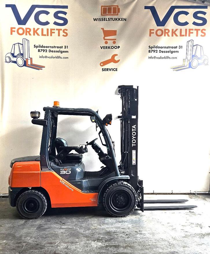 Diesel heftruck: 3.0t TOYOTA, Zakelijke goederen, Machines en Bouw | Heftrucks en Intern transport, Heftruck, Diesel, 2000 tot 3000 kg