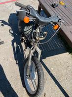 Honda wallaroo a klasse zie foto’s, Fietsen en Brommers, Brommeronderdelen | Algemeen, Ophalen