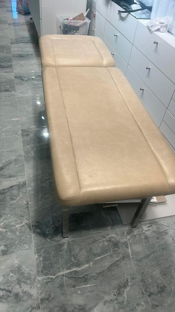 behandelbank / banquette d examen, Maison & Meubles, Canapés | Sofas & Chaises Longues, Comme neuf, Enlèvement