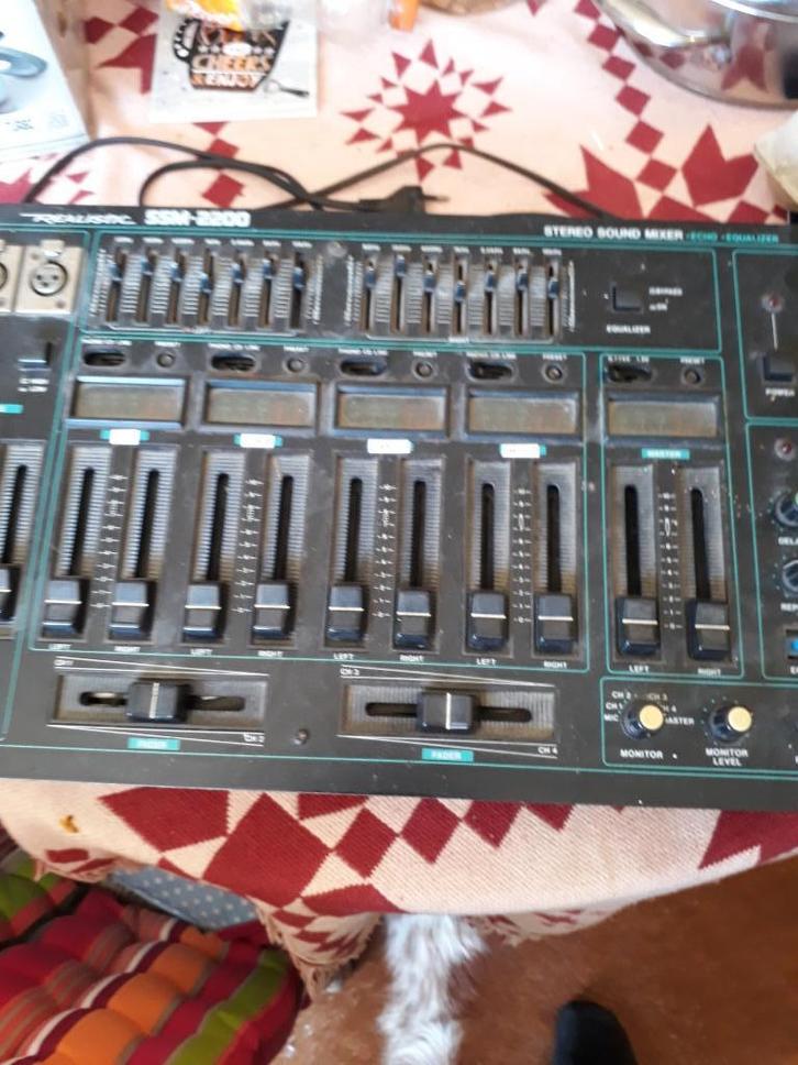 mengpaneel, Muziek en Instrumenten, Mengpanelen, Gebruikt, 10 tot 20 kanalen, Microfooningang, Ophalen