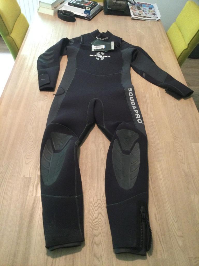 Scubapro Everflex Chest Zip Steamer 5/4mm Man size M = 120€, Watersport en Boten, Duiken, Nieuw, Duikpak, Ophalen of Verzenden