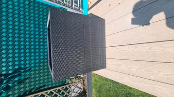 Pot ou cache-pot neuf 80 X 80 beschikbaar voor biedingen